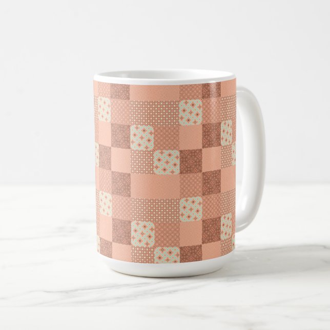 Retro Pink Patchwork Kaffeetasse (VorderseiteRechts)