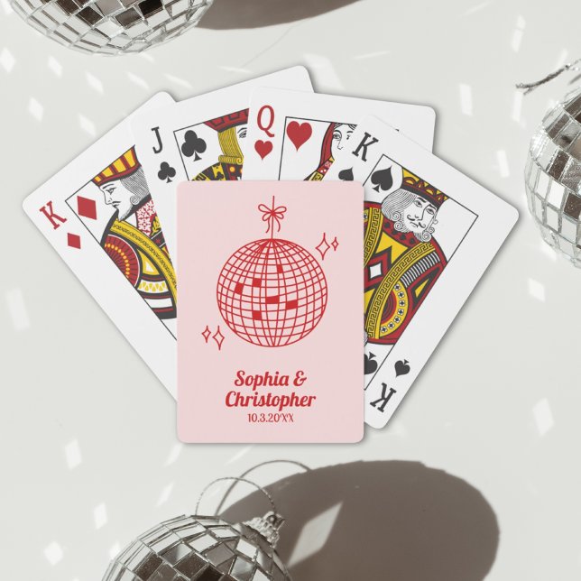 Retro Pink & Red Disco Ball Hochzeit Personalisier Spielkarten (Retro Pink & Red Disco Ball Wedding Personalized Playing Cards
)