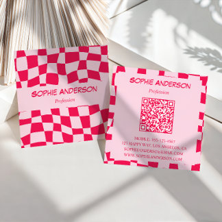 Retro Pink & Rot Karo QR Code Quadratische Visitenkarte
