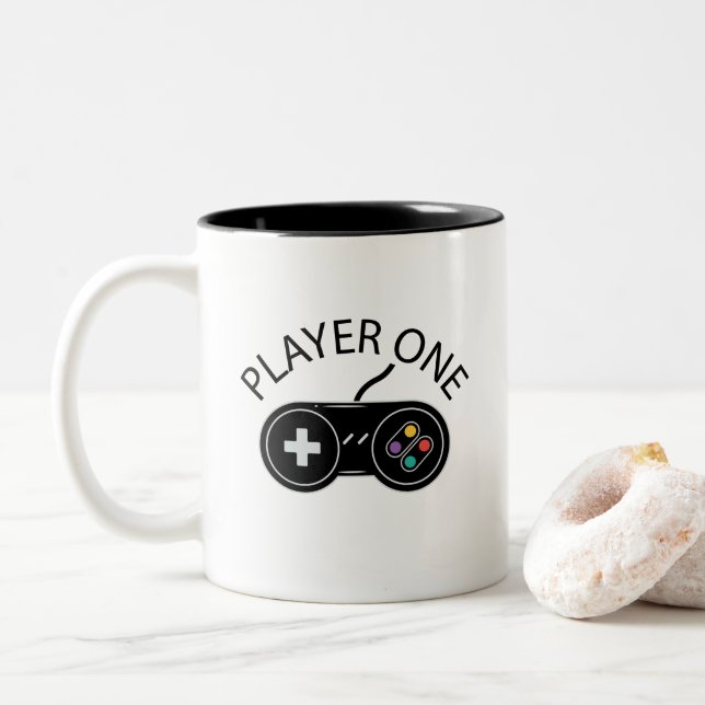 Retro Player One Gaming Controller Zweifarbige Tasse (Mit Donut)
