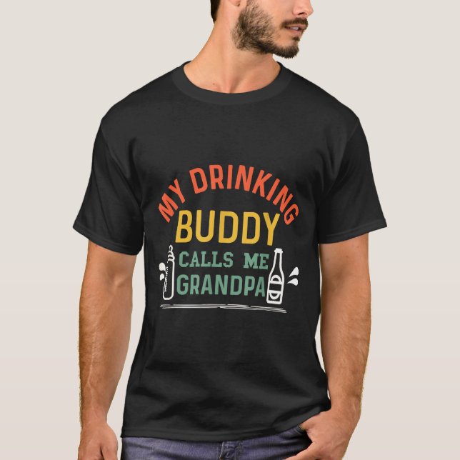 Retro Pregnancy Announcement Grandpa My Drinking B T-Shirt (Vorderseite)