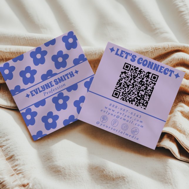 Retro Purple Blue QR Code Groovy Floral Trendy Fun Quadratische Visitenkarte (Von Creator hochgeladen)