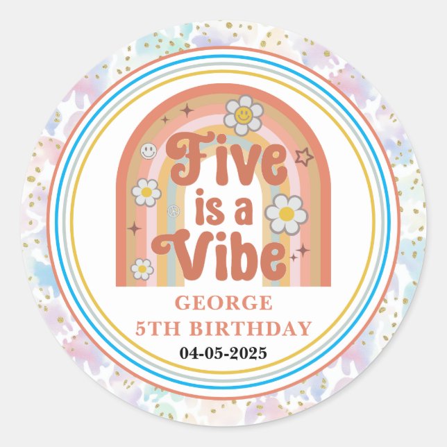 Retro Rainbow FIVE is a Vibe Groovy 5th Birthday Runder Aufkleber (Vorderseite)