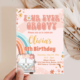 Retro Rainbow Super 4e anniversaire Invitation