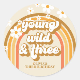 Retro Rainbow Young Wild und Three Birthday Runder Aufkleber