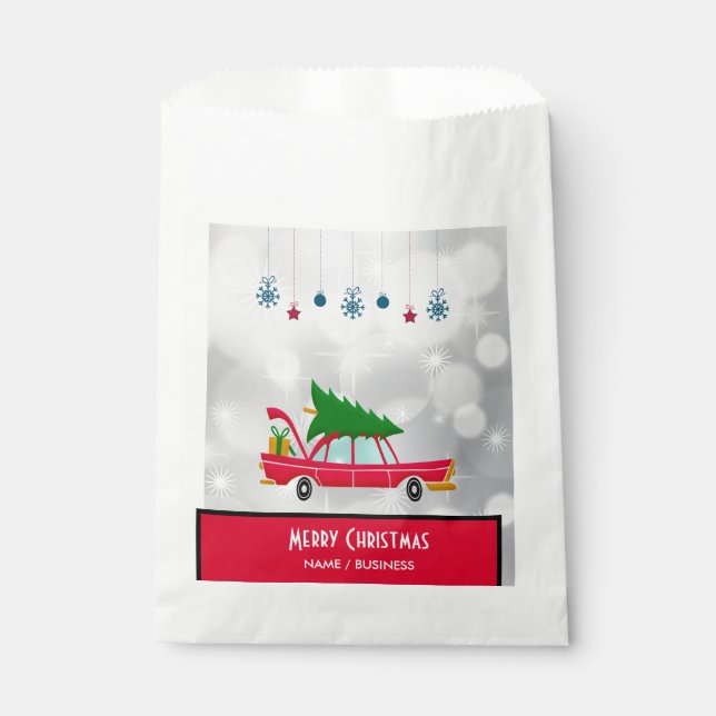 Retro Red Car mit einem Weihnachtsbaum Geschenktütchen (Vorderseite)
