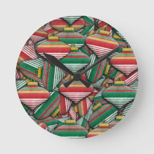 Retro Red Green Strip Design Ornament Muster Runde Wanduhr