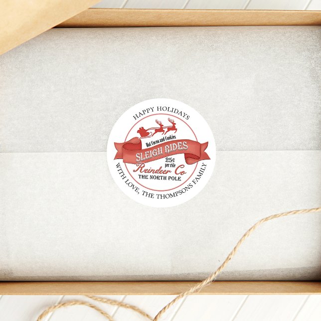 Retro Red Reindeer Christmas Custom Runder Aufkleber (Christmas gift label with vintage Santa Claus design. )