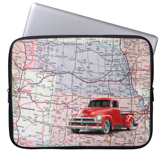 Retro Red Truck auf US-Karte Laptopschutzhülle (Vorderseite)