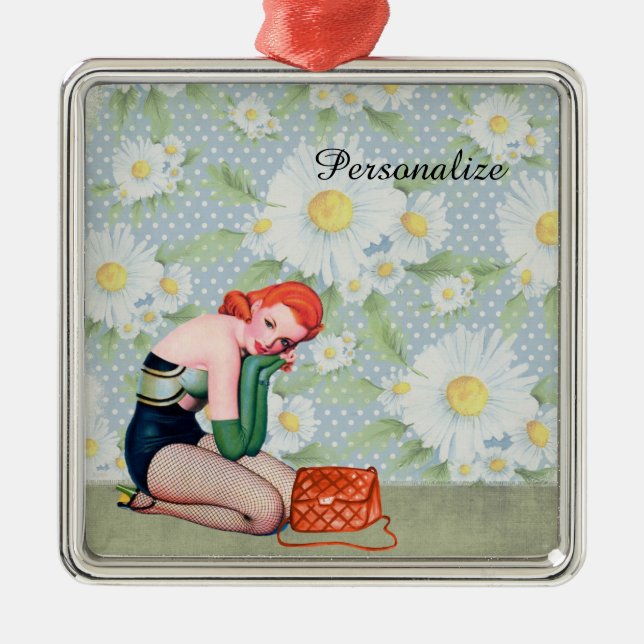 Retro Redhead-Pin-up-Girl-Weihnachtsverzierung Silbernes Ornament (Vorne)