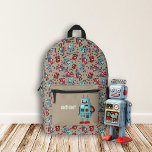 Retro Roboter Personalisiert Bedruckter Rucksack<br><div class="desc">Die Vordertasche dieses Rucksacks ist bereit,  mit einem Namen oder Initialen personalisiert zu werden. Es zeigt eine niedliche Abbildung eines Retro-Roboters in hellblau vor einem bräunlichen Hintergrund. Die Erholung des Rucksacks hat ein rotes und blaues Robotermuster und koordiniert die Hex-Nüsse vor einem bräunlichen Hintergrund.</div>