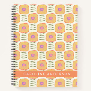 Retro-Scandi-Gelb-Blumenmuster personalisiert  Notizbuch