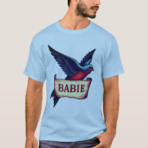 Retro-Schwalbe mit BABIE-Banner – Vintage-Tattoo T-Shirt