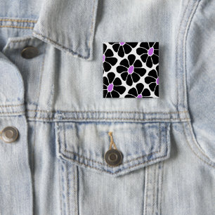 Retro Schwarz-Weiß-Lila Gänseblümchen-Muster Button