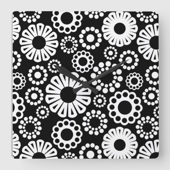 Retro-Schwarz-weiße Blume Wall Clock Quadratische Wanduhr (Vorderseite)
