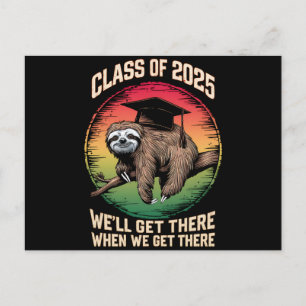 Retro Senior Class of 2025 Sloth Cap Abschluss Postkarte