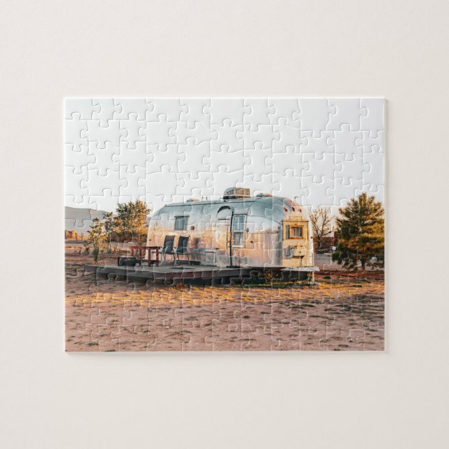 RETRO SILVER CAMPER TRAILER JIGSAW PUZZLE (Horizontal)