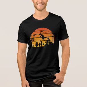 Retro Sonnenuntergang zwischen Hexe beängstigende Tri-Blend Shirt