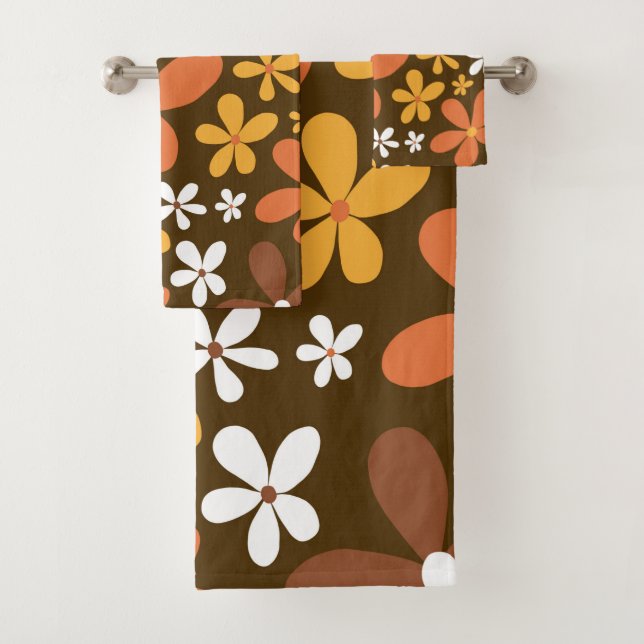 Retro Spring Daisies #2 #decor #art Badhandtuch Set (Insitu)