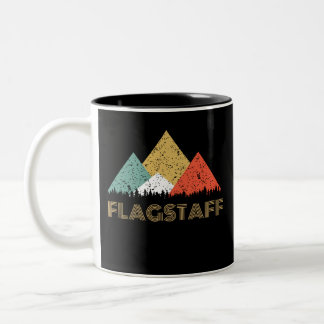 Retro Stadt des Fahnenmast-Berges Zweifarbige Tasse