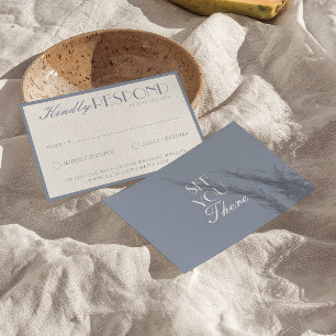 Retro Staubblaues Old Money Elegantes Klassisches  RSVP Karte