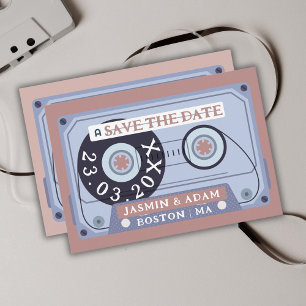 Retro-Staubiges Rosa-Kassettenband-Speichern Sie d Save The Date