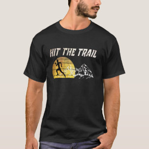 Retro-Stil läuft auf dem Trail Runner Vintag G T-Shirt