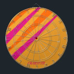 Retro Streifen Giro Monogram Rosa Orange Mustard Dartscheibe<br><div class="desc">Groovy 1970er Jahre Retro Vintage Streifen. Abstrakte Streifen in Orange,  Rosa und Senfgelb. Personalisieren Sie dieses stilvolle moderne Script Typografie Monogramm.</div>