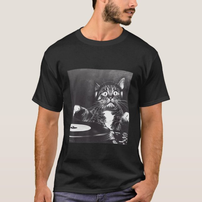 Retro Style Cat DJ with Headphones T-Shirt (Vorderseite)