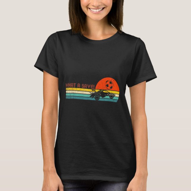 Retro Style Rocket Rc Soccer Car League Funny Game T-Shirt (Vorderseite)