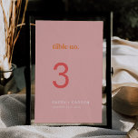 Retro Summer | Rosa und orange Tischnummer<br><div class="desc">Diese Retro-Tischnummer in Rosa und Orange ist perfekt für eine farbenfrohe Hochzeit. Das einzigartige moderne Vintage Design besticht durch eine rosa, leuchtend orangefarbene Farbpalette in warmen Rosatönen mit lustigen tropischen Strandbädern. Die Karte druckt auf der Vorder- und Rückseite (beidseitig). Die Artikel werden genau so gedruckt, wie sie auf dem Bildschirm...</div>