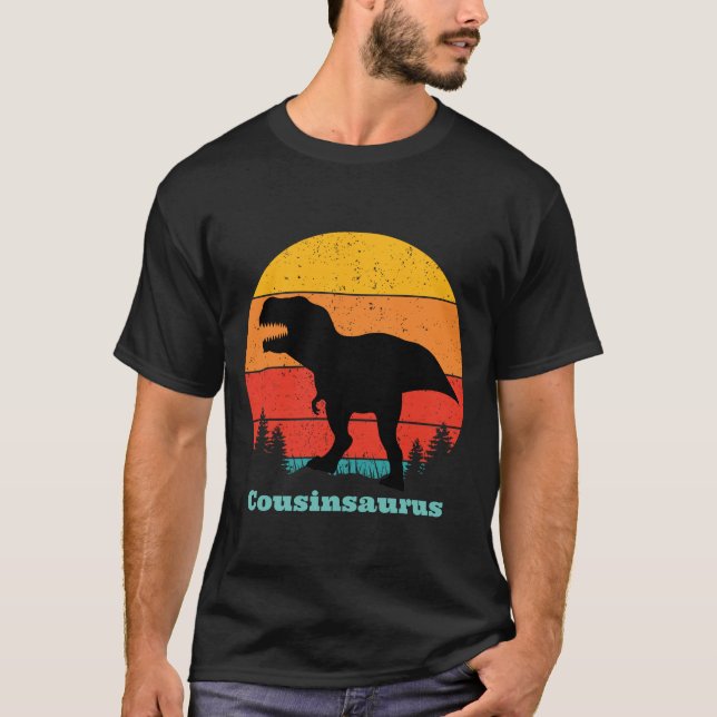 Retro Sunset Cousinsaurus T-Shirt (Vorderseite)