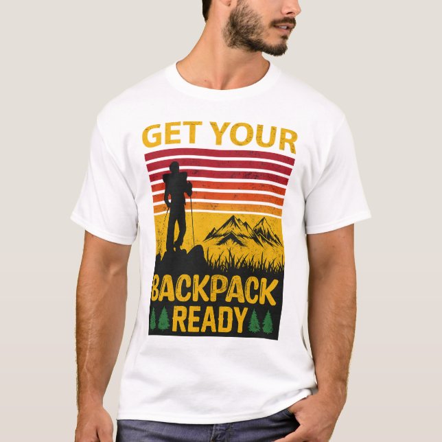 Retro Sunset Get Your Backpack Ready Trekking Tee (Vorderseite)