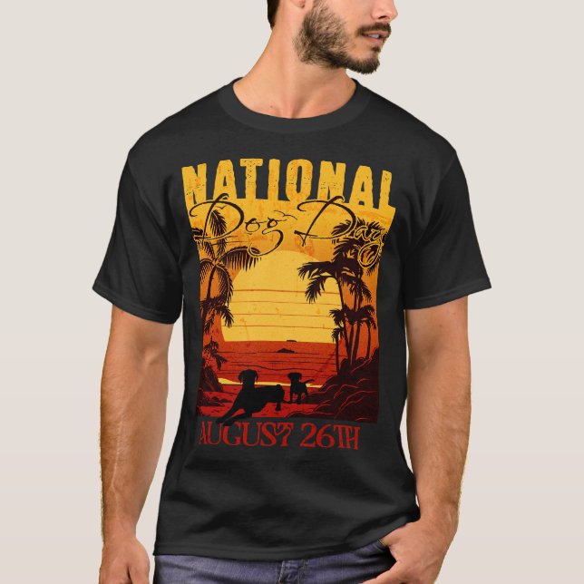 Retro Sunset National Dog Day T-Shirt (Vorderseite)