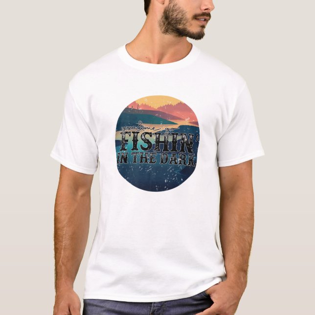Retro Sunset Sie und ich gehen Fischen in den dunk T-Shirt (Vorderseite)