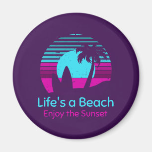 Retro Sunset Surfboard Palm Tree Life ist ein Stra Magnet