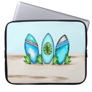 Retro-Surfboards im Sand Laptopschutzhülle