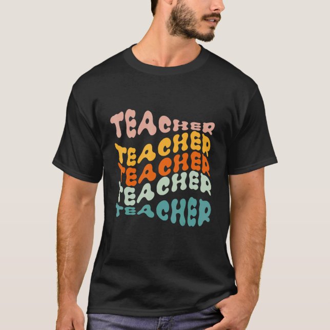 Retro Teacher Colorful Elementary School Teacher T-Shirt (Vorderseite)