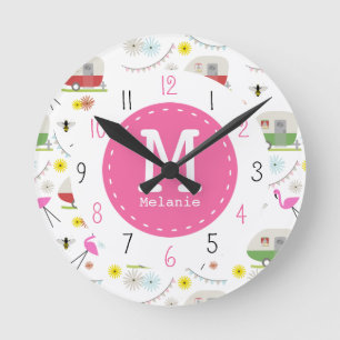 Retro Trailer & Flamingos Pattern Runde Wanduhr