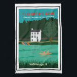 Retro Travel Poster Fletcher's Cove Washington DC Geschirrtuch<br><div class="desc">Dieses Retro-Design Küchentuch mit Fletchers Cove (Fletchers Boathouse) an der Chesapeake & Ohio Canal National Historic Sehenswürdigkeit in Washington DC. Es ist perfekt für jeden,  der an den Wochenenden Bootfahren und auf dem alten Kanal und auf dem Schleppweg verbracht hat.</div>