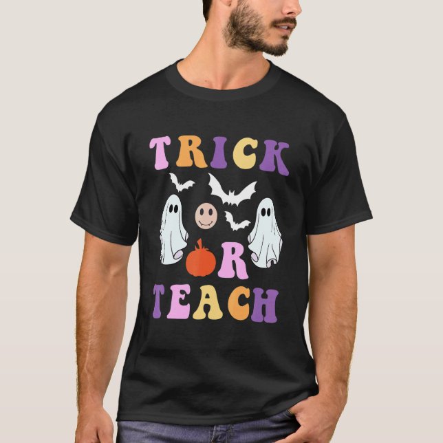 Retro Trick Or Teach Ghost Teacher Halloween Costu T-Shirt (Vorderseite)