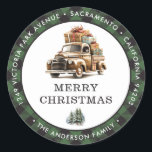 Retro Truck Green Christmas Rücksendeadressen-Aufk Runder Aufkleber<br><div class="desc">Schaffen Sie schöne Weihnachtslieder mit einem alten LKW in einem grünen Büffel karierten Rahmen. Diese grünen Weihnachtsmarken können Sie ganz einfach mit Ihrem Namen und Ihrer Adresse personalisieren</div>