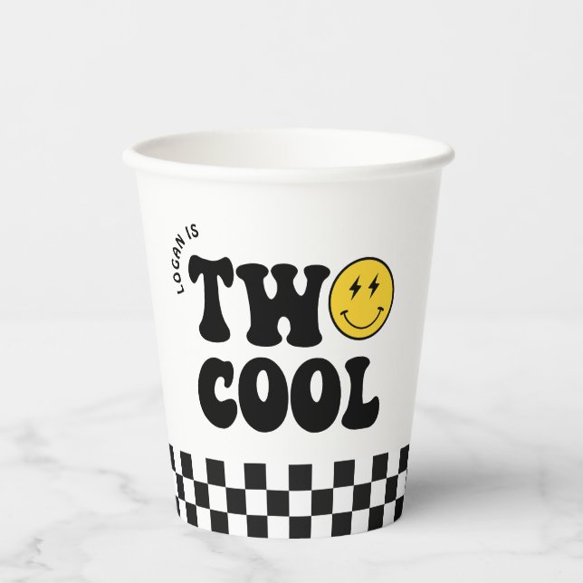 Retro Two Cool Boy 2. Geburtstag Party Pappbecher (Vorderseite)