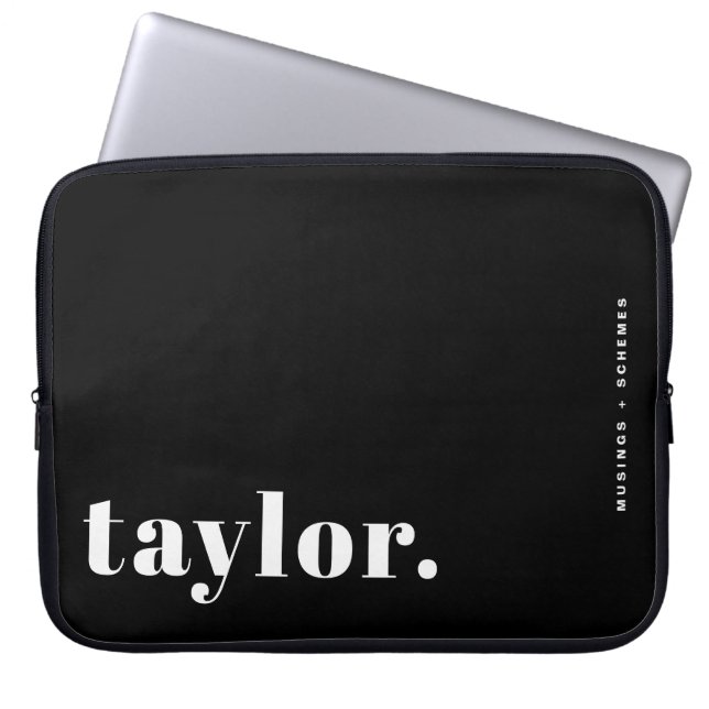 Retro Typography Black and White  Personalized Laptopschutzhülle (Vorderseite)