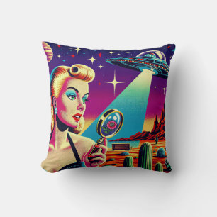 Retro-UFO-Pin-Up-T-Shirt Kissen