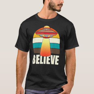 Retro Ufo Space Unidentifiziertes fliegendes Objek T-Shirt