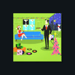Retro Urban Christmas Couple Stretched Leinwand<br><div class="desc">Dieses Retro Urban Weihnachtskuchen Stretched Canvas Print zeigt den Cartoon zeichnend eines eleganten Penthouse-Wohnung alle für den Urlaub dekoriert mit Strängen von bunten Weihnachtsbeleuchtung und einem kitschigen, rosa, Weihnachtsbaum, mit aquamarinen Ornamenten und einem gelben Stern. Die Wohnung verfügt über einen grünen Fußboden und eine grüne Ziegelmauer. An der Wand sind...</div>