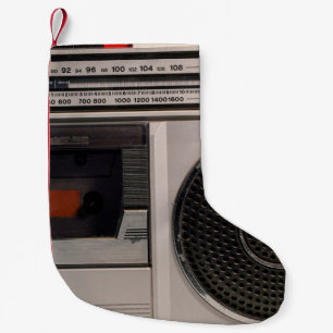 Retro veraltete tragbare Stereo-Radio-Reco Kleiner Weihnachtsstrumpf