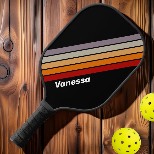 Retro Vibe Rainbow Strichen mit Namen Pickleball Schläger (Von Creator hochgeladen)