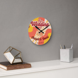 Retro Vibes Vintage Wedding Runde Wanduhr